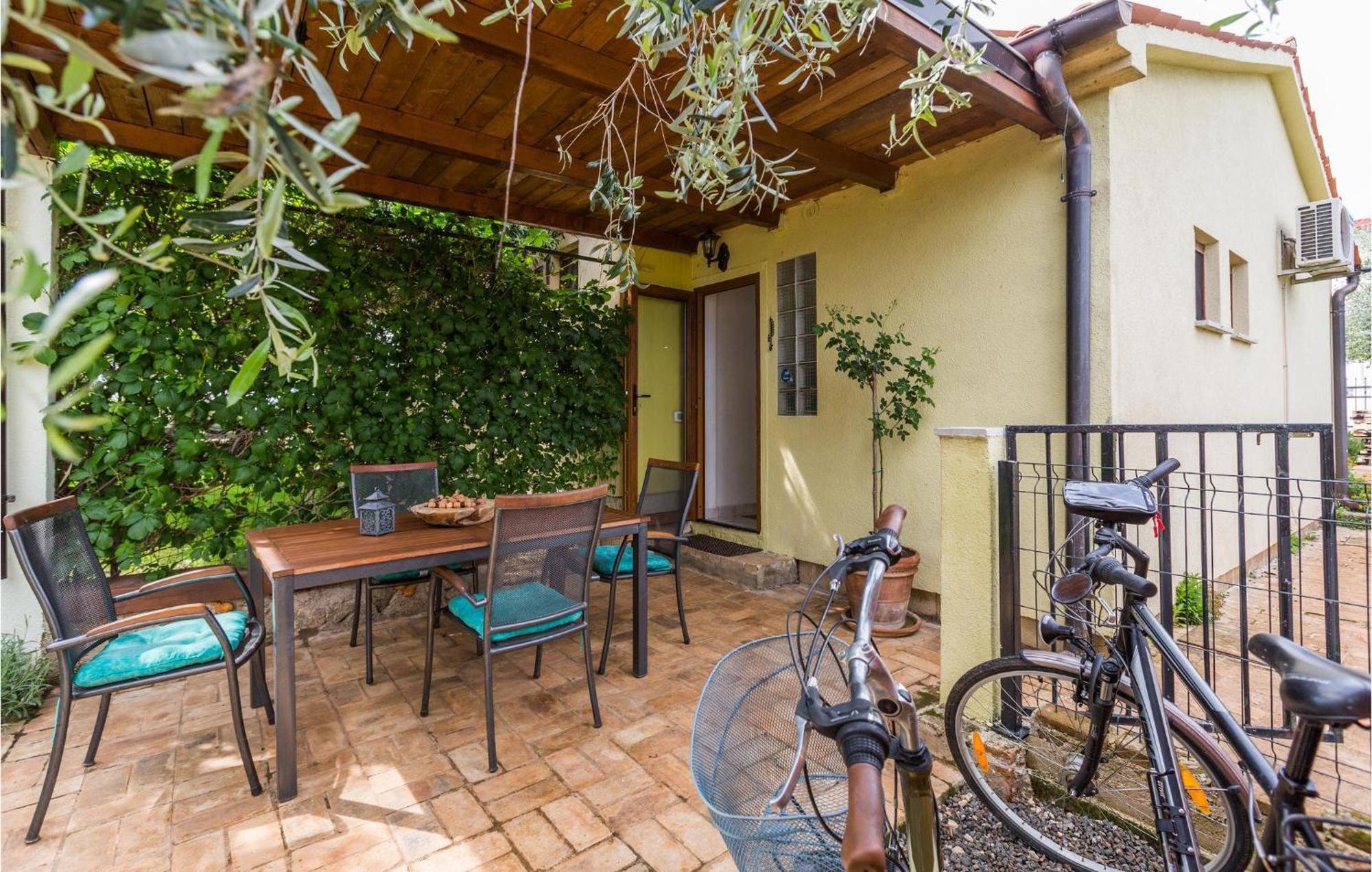 Beautiful Apartment In Jadreski With Wifi Jadreški Exterior foto